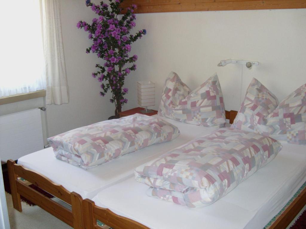 Hotel Pez Ault Disentis Zimmer foto